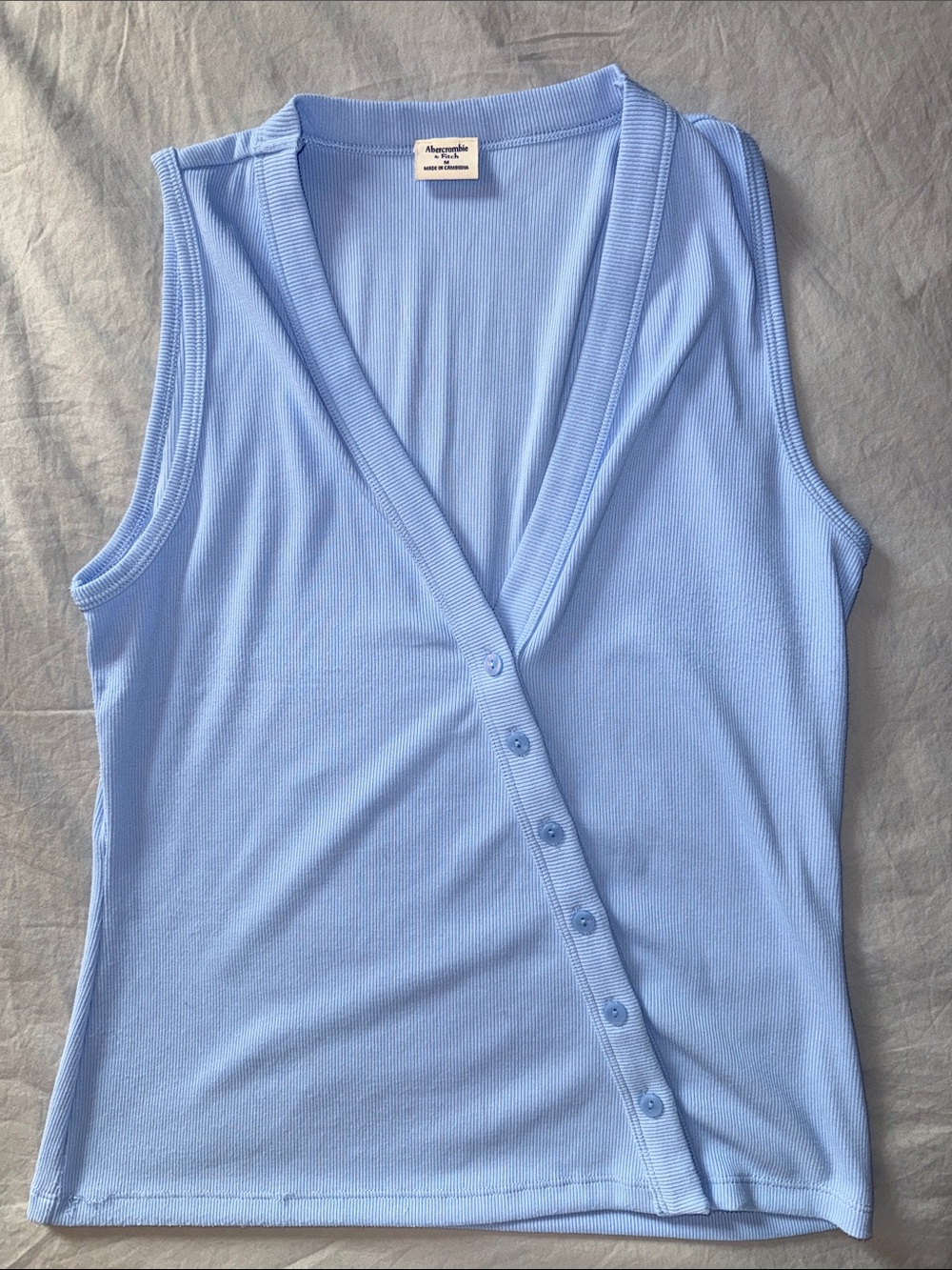 Abercrombie Blue Sleeveless Button-Front V-Neck Top